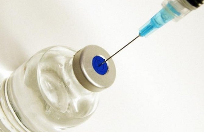 Proizvodnja vakcine protiv koronavirusa će početi i prije konačne potvrde djelotvornosti