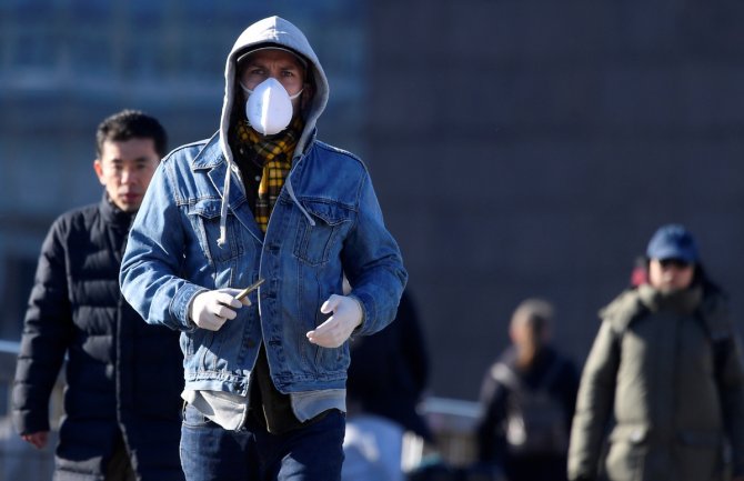 Netrpeljivost prema Kinezima zbog koronavirusa: Tukli ih, pljuvali i gađali