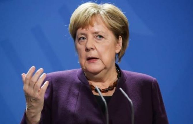 Merkel: Njemačka kreće u postepeno popuštanje restrikcija