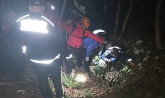  11 migranata upalo u jamu kod Bihaća