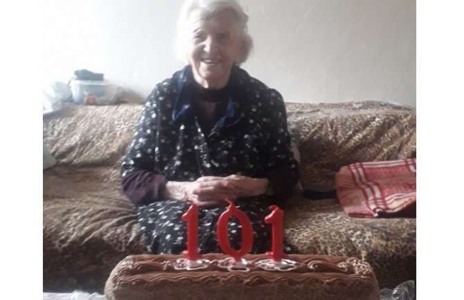 Cetinjanka Danica Borozan proslavila 101. rođendan: Osmjeh ne mari za godine