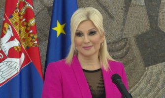 Mihajlović: Nedemokratsko ponašanja Vlade u Podgorici, nema more samo Crna Gora