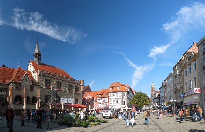 Broj zaraženih od koronavirusa naglo skočio u njemačkom gradu, okrivljeni Balkanci