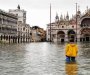Visoka plima poplavila Veneciju, četvrtina grada pod vodom (VIDEO)