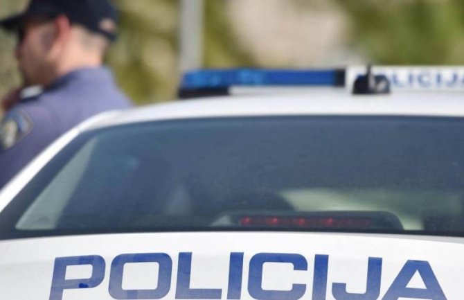 Hrvatska policija privela šest osoba zbog transparenta