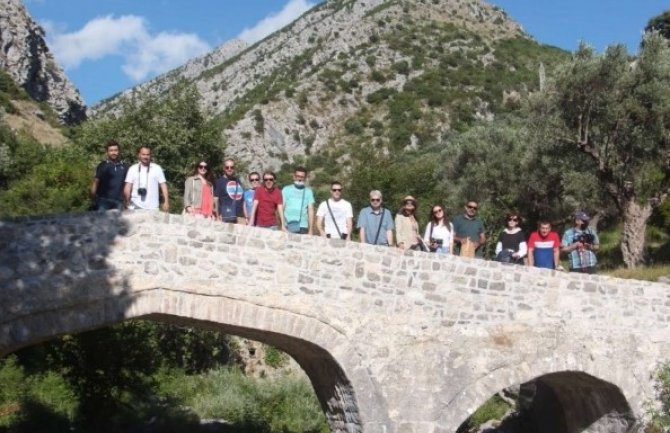 Organizovana studijska posjeta predstavnika turističkih agencija i medija iz BiH u Crnu Goru