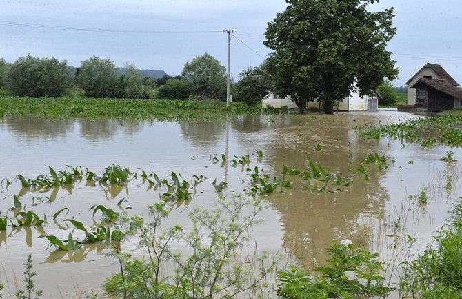 Poplave u Srbiji odnijele još jedan život:  U selu pored Valjeva pronađeno beživotno tijelo vojnog penzionera