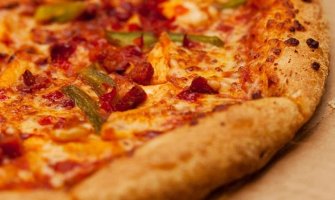 Američki par naručio picu, kada su otvorili kutiju šokirali se (FOTO)