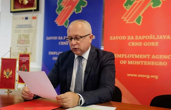 Mustafić: Zapanjeni smo brutalnošću kampanje kojom se pokušava narušiti koncept ravnopravnosti naroda u građanskoj Crnoj Gori