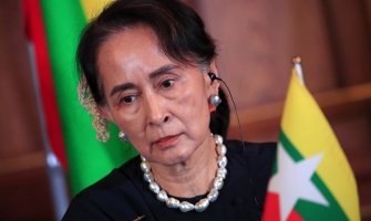 Premijerka Mjanmara: Ljudi nelegalno rade u rudnicima žada jer drugačije ne mogu da zarade za život