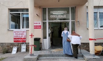 Novi Pazar: Petoro preminulo od koronavirusa, tri zaražene bebe prebačene u Beograd
