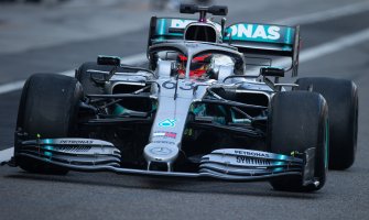 Problemi Mercedesovih vozača u Formuli 1 sa mjenjačem posljedica dizajna bolida