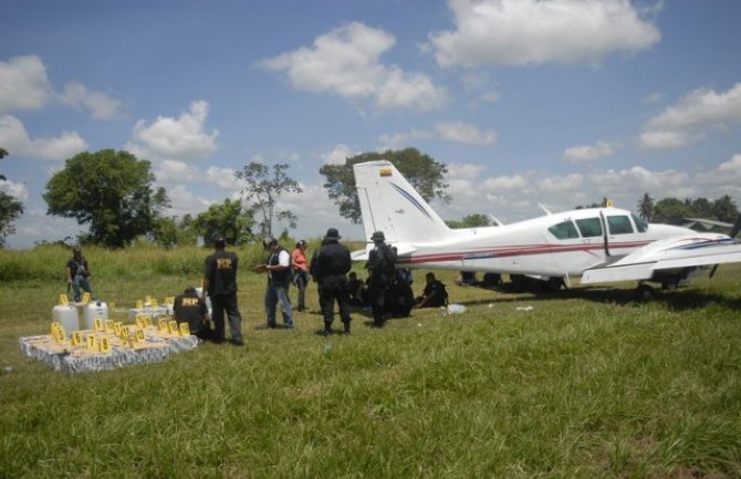Mali avion prenosio pola tone kokaina vrijedne 57 miliona dolara