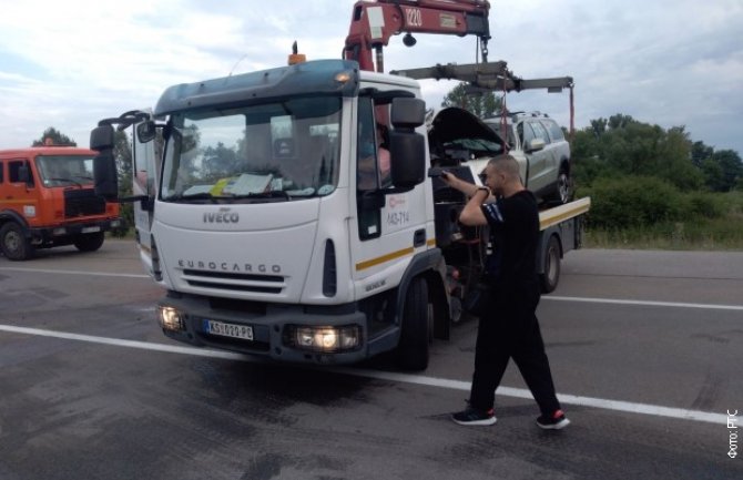 Srbija: Teška saobraćajna nesreća kod Kruševca, dvije osobe stradale