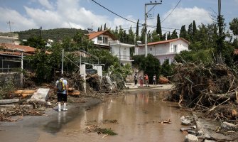 Novi bilans: Petoro mrtvih u oluji na grčkom ostrvu Eviji