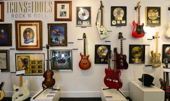 Gitara Džimija Hendriksa prodata za 216.000 dolara