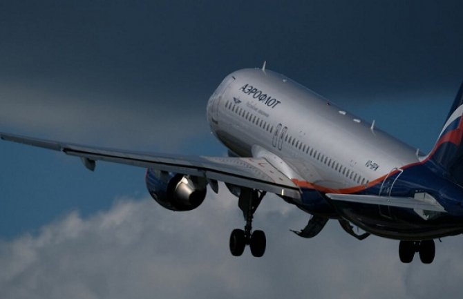 Ruski avio-prevoznik suspendovao letove ka Tivtu 