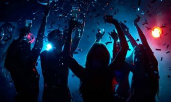 Španija: Zatvaraju se noćni klubovi, zabranjeno pušenje na otvorenom prostoru