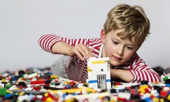  Sedmogodišnjak nakon dvije godine izbacio lego kockicu iz nosa (FOTO) 