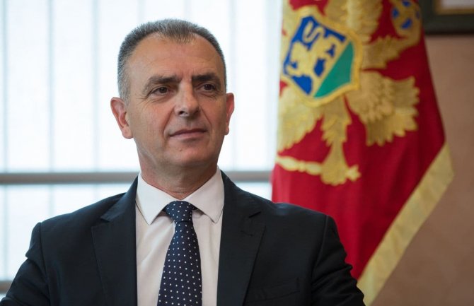 Crna Gora potpisala sporazum: Vakcinu za KORONU imaćemo kad bude proizvedena,cijena 8.84 eura po dozi