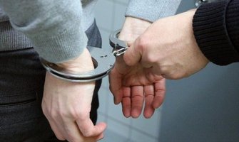 Pljevljak uhapšen zbog ulične prodaje narkotika, oduzeto oko 1,4 kg amfetamina