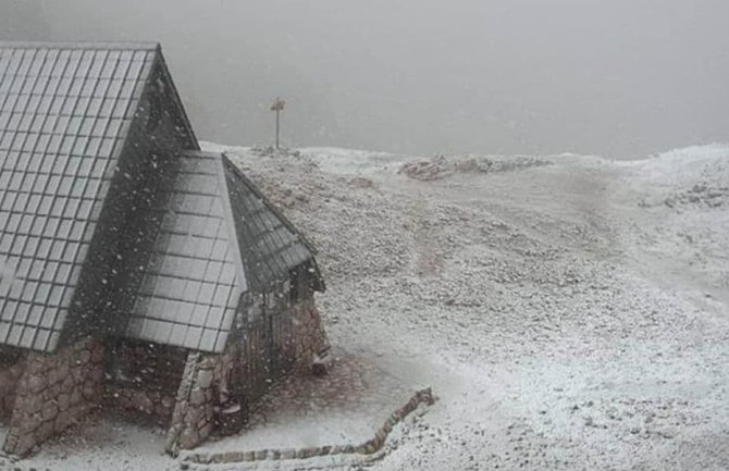 U Sloveniji pao snijeg