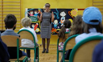 Samo u Podgorici koronom zaražena 72 nastavnika