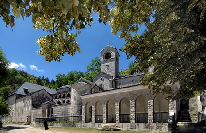 Cetinjski manastir nije prepisan na državu, u toku upravni postupak