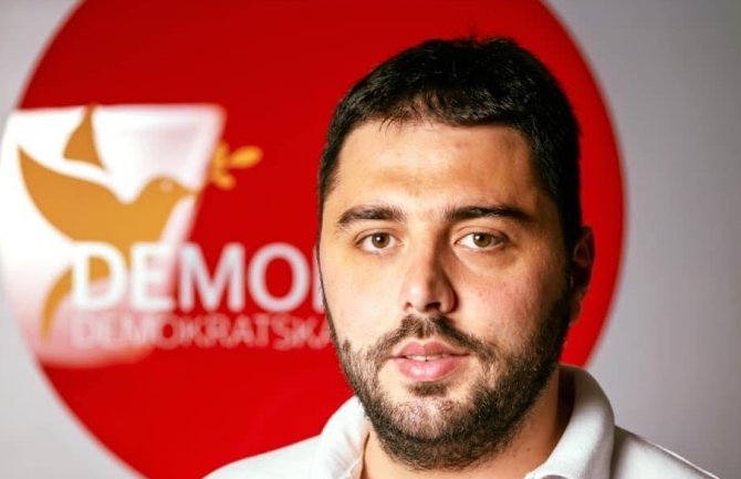 Martinović: URA da prepusti fotelje nestranačkim kandidatima