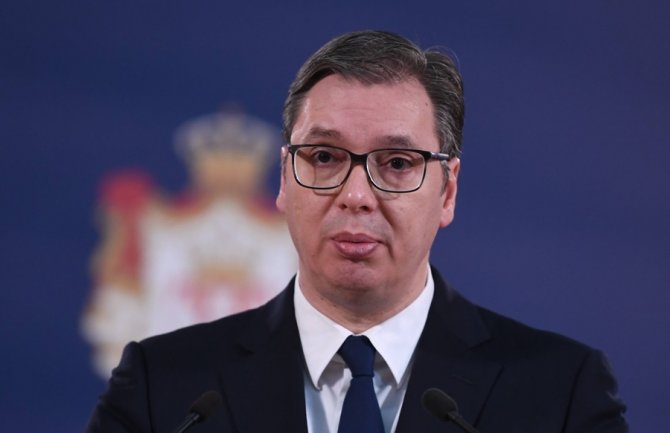 Vučić: Đukanović hoće da Srbe svedu na etničku grupu