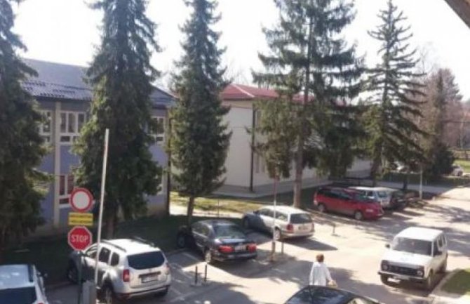 Bolnica u Pljevljima: Postoji realna mogućnost eskalacije epidemiološke situacije u našem gradu