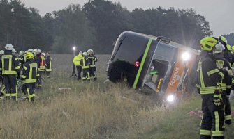 Njemačka: Autobus sletio sa puta, više povrijeđenih