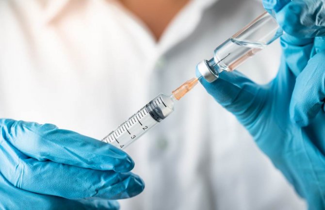 Francuska neće vakcine protiv korone preko SZO-a