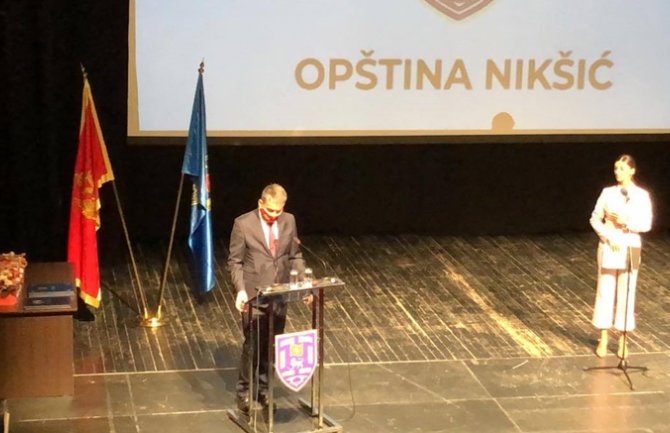Grbović se oprostio od funkcije predsjednika Opštine Nikšić