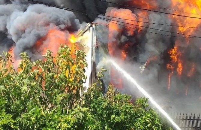 Šteta na robnoj kući Dadi koju je zahvatio požar više od tri miliona eura