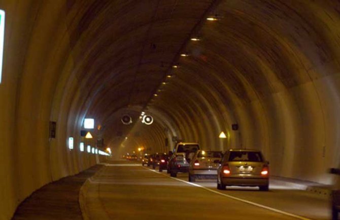 Tunel Sozina opslužio 1,44 miliona vozila