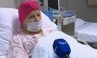 Opština Bijelo Polje nagradila hrabru majku Jelenu Ćetković: Materinska briga nadjačava i brigu za svoj život