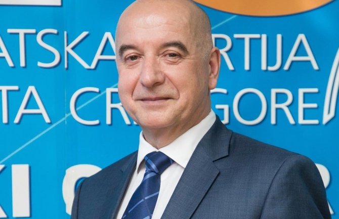 Tomanović: Rezultat DPS-a na izborima u Baru je za respekt