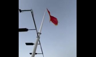 Oštećena crnogorska zastava na Obrovu; Smolović: Pokušaj poniženja države neće proći kod građana slobodarskog Bijelog Polja (Video) 