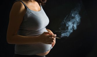 Majke pušači - djeca pušači i odrastanje u dimu