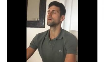 Novak vježba francuski pred finale: Sa namjerom i pažnjom, idemo! (VIDEO)