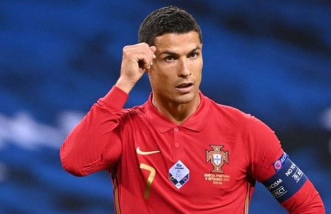 Ronaldo najavio reprezentativnu penziju