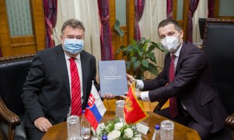 Crna Gora i Slovačka nastaviće da unapređuju prijateljske odnose