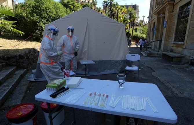U Hrvatskoj preminulo 38 kovid pacijenata, potvrđeno još 2.866 slučajeva zaraze