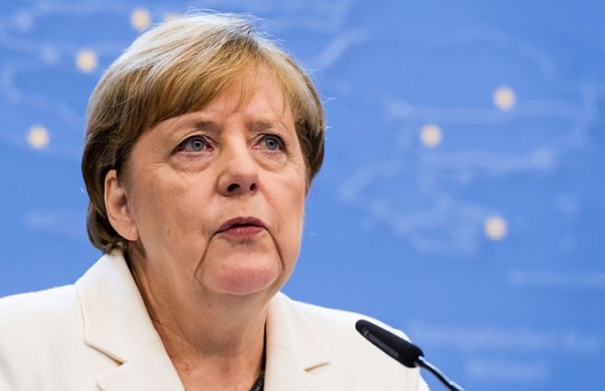 Angela Merkel neće ići u karantin