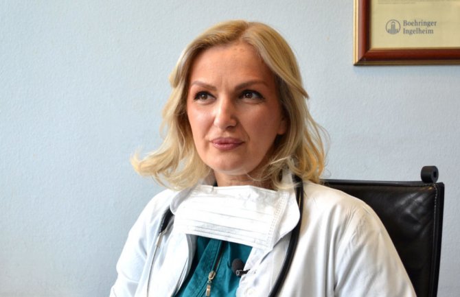 Dr Borovinić-Bojović: Mitropolitovo stanje ozbiljno, hemodinamski je stabilan, borimo se da tako i ostane