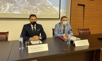 Opština Tivat: Racionalzacija radnih mjesta i voznog parka preduslov daljeg rada