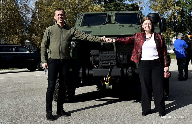 Crnogorska Vojska opremljena lakooklopnim vozilima najnovije generacije