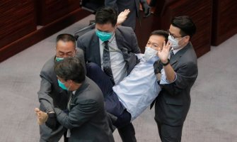 Uhapšeno sedam poslanika zbog sukoba u parlamentu 