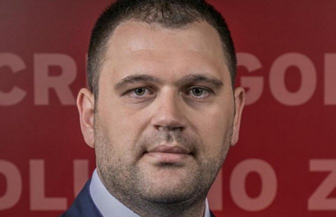 Anđušić: Bizarne izjave Krivokapića nagovještavaju politiku vlade